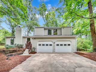 Foreclosed Home - 1042 STONE MILL WAY, 30046