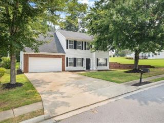 Foreclosed Home - 595 SYDNEY CREST LN, 30046