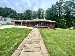 Foreclosed Home - 166 INDUSTRIAL PARK DR, 30046