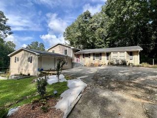 Foreclosed Home - 180 SHERWOOD DR, 30046