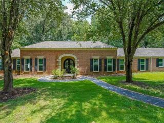 Foreclosed Home - 151 PINE FOREST DR, 30046
