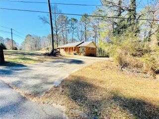 Foreclosed Home - 5149 ROCKY HILL DR SW, 30047