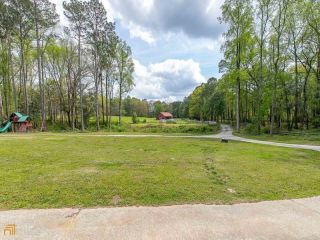 Foreclosed Home - 1907 OLD LOGANVILLE RD, 30052
