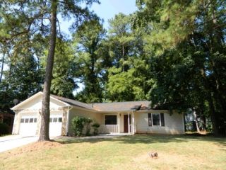 Foreclosed Home - 5486 FOREST PINES DR, 30058