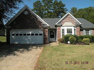 Foreclosed Home - 6012 HILLVALE CT, 30058