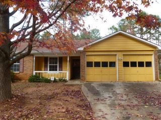 Foreclosed Home - 2075 CORNERS CIR, 30058
