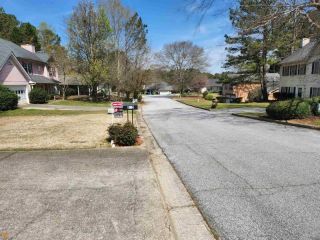 Foreclosed Home - 805 BRISTOL WAY, 30058