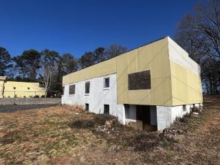 Foreclosed Home - 2332 PANOLA RD, 30058