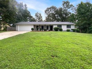Foreclosed Home - 1732 GLEN ARM DR, 30058