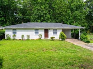 Foreclosed Home - 2319 PINETREE LN SW, 30060