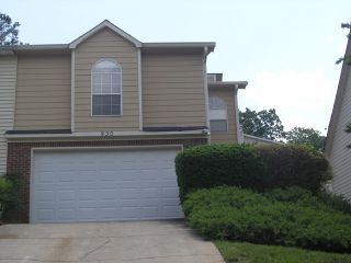 Foreclosed Home - 930 EDGEWATER CIR, 30062