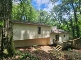 Foreclosed Home - 3692 SAWANEE DR, 30062