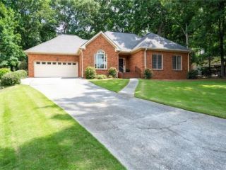Foreclosed Home - 655 LAUREL WOOD DR SW, 30064