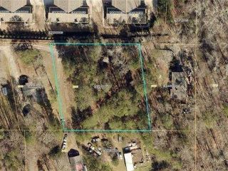 Foreclosed Home - 2387 W SANDTOWN RD SW, 30064
