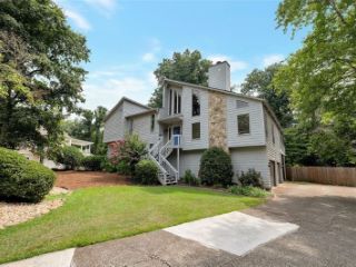 Foreclosed Home - 4806 HIGHPOINT DR NE, 30066