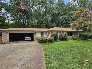 Foreclosed Home - 4041 MAYBREEZE RD, 30066