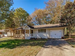 Foreclosed Home - 2100 MEADOWBROOK LN SE, 30067