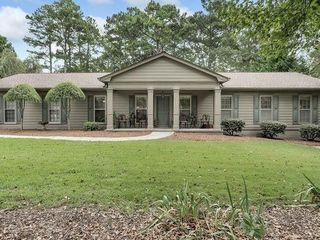 Foreclosed Home - 2265 VALLEY CREEK CIR, 30078