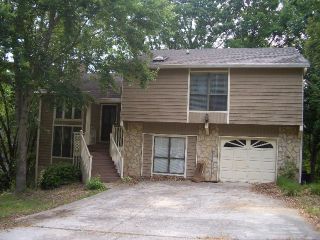 Foreclosed Home - 624 GREEN VALLEY DR SE, 30082
