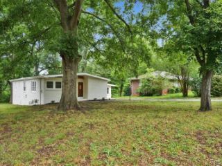 Foreclosed Home - 1189 SHEPPARD PL, 30083