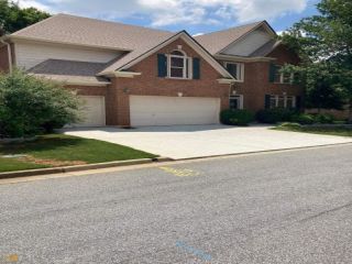 Foreclosed Home - 3322 WEMBLEY WALK, 30084