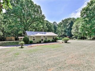Foreclosed Home - 445 JOHNSON DR, 30087