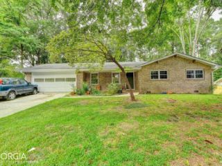 Foreclosed Home - 5303 CORINTH DR, 30087