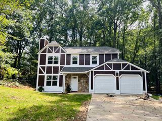 Foreclosed Home - 871 HEDGE GARDEN CT, 30088
