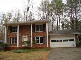 Foreclosed Home - 1586 VILLAGE DR, 30093