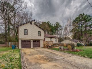 Foreclosed Home - 459 VALLEY WOODS CIR SE, 30094
