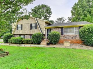Foreclosed Home - 3173 CLAIBORNE DR, 30096