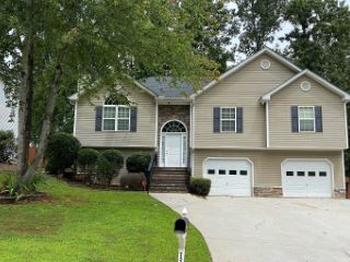 Foreclosed Home - 118 JAKE TAYLOR DR, 30102