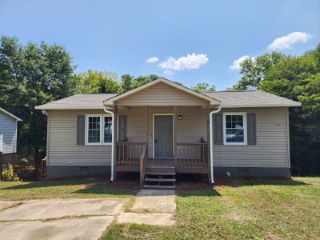 Foreclosed Home - 43 CREEK BANK RD, 30104