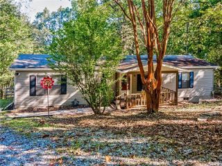 Foreclosed Home - 564 CHEROKEE FOREST PARK DR, 30107