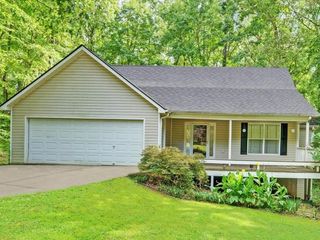 Foreclosed Home - 112 HICKORY LN, 30107
