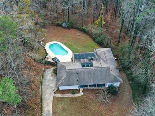 Foreclosed Home - 327 UPPER MILL CREEK LN, 30115