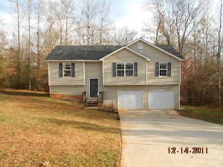 Foreclosed Home - 196 EMERALD POINTE DR, 30116