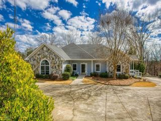 Foreclosed Home - 573 OAK MOUNTAIN RD, 30116