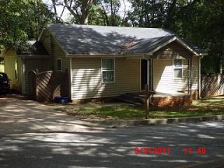 Foreclosed Home - 104 W WHITE ST, 30117