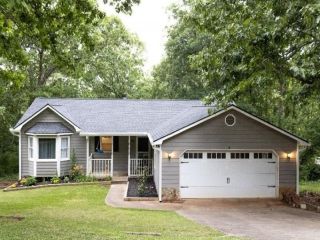 Foreclosed Home - 31 GREENWOOD DR SW, 30120