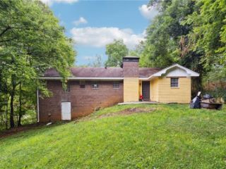 Foreclosed Home - 203 W CARTER ST, 30120