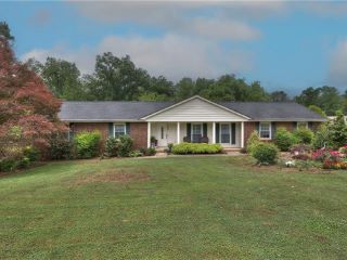 Foreclosed Home - 226 GREEN ACRE LN, 30121