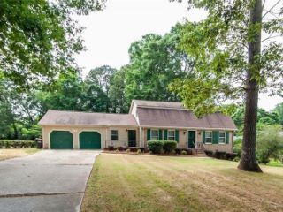 Foreclosed Home - 7271 FAWN LN, 30122