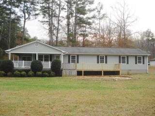 Foreclosed Home - 1402 DOYLE RD SE, 30125