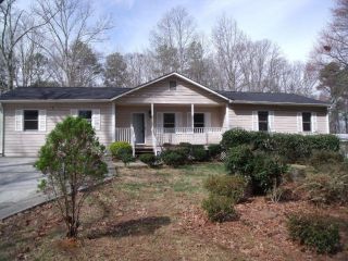 Foreclosed Home - 5830 WHISPERING PINES RD SW, 30126