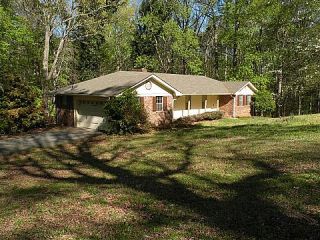 Foreclosed Home - 184 BARBARA LN SW, 30126