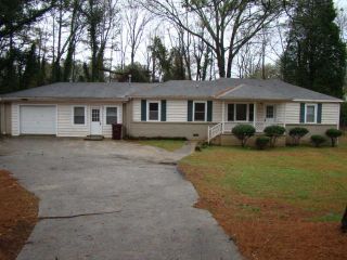 Foreclosed Home - 1061 CLIFF DR SW, 30126