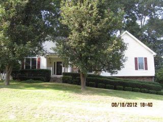 Foreclosed Home - 352 CARRIAGE LN, 30127