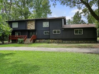 Foreclosed Home - 5148 MEADOWS RD, 30127
