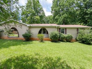 Foreclosed Home - 2428 BOBO RD, 30132